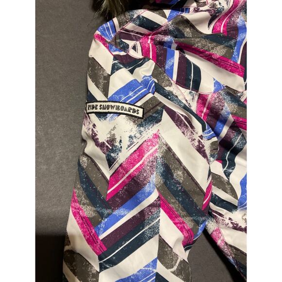 Ride Malibu Girls Youth Medium Snowboard Jacket Chevron Print - New With Tags - Picture 6 of 9